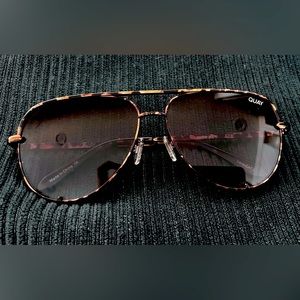 Quay Australia High Key Sunglasses Unisex Tortoise Aviator Large w/Case & Cloth!